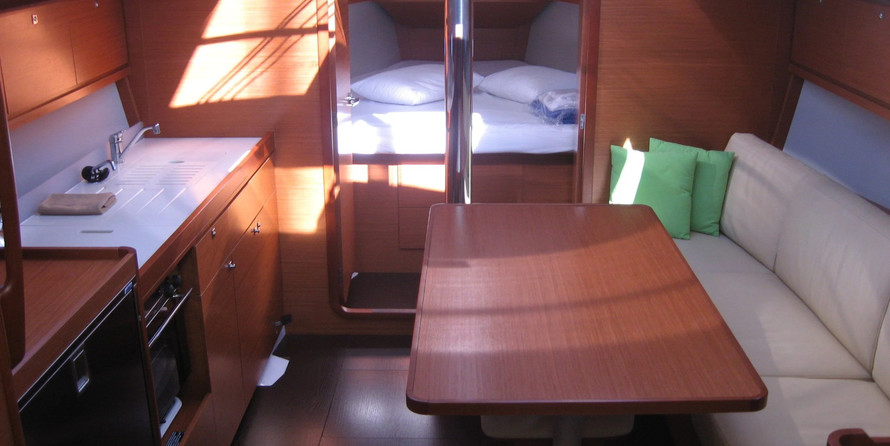 Dufour 382 GL