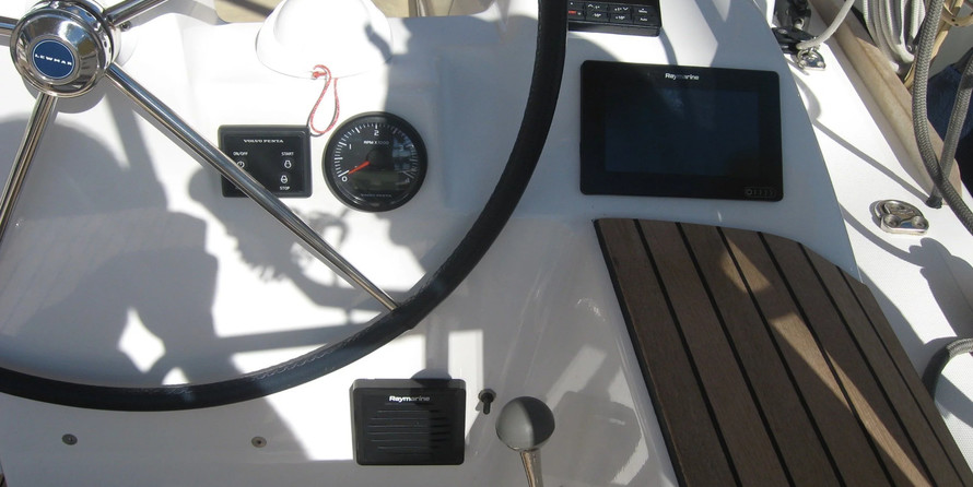 Dufour 382 GL