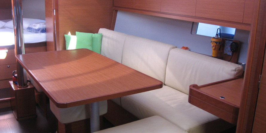 Dufour 382 GL