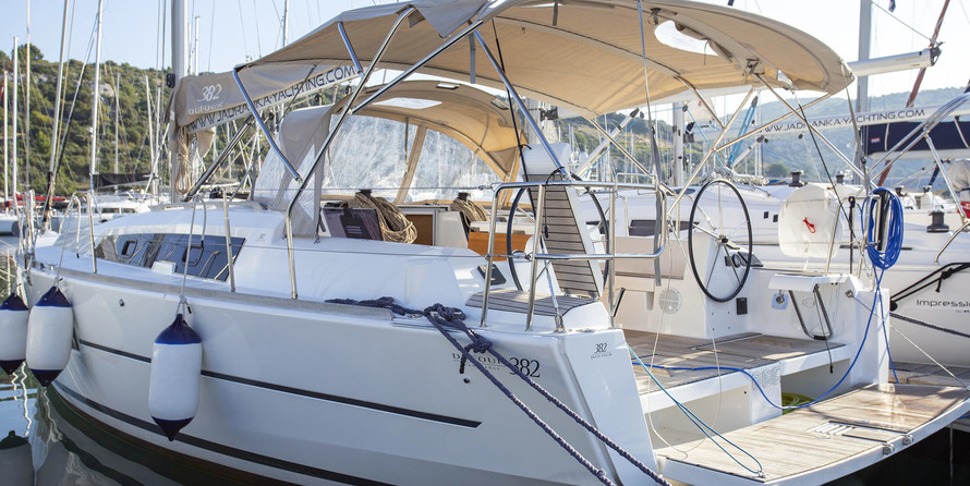 Dufour 382 GL