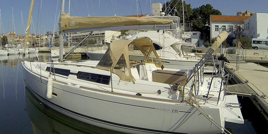Dufour 335 GL