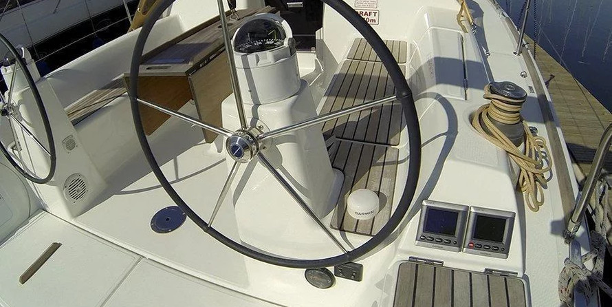 Dufour 335 GL