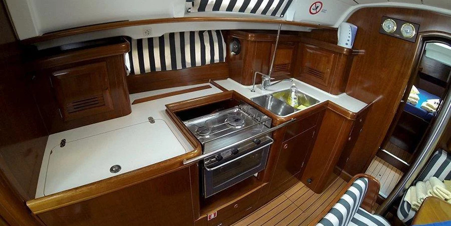 Beneteau Oceanis 411 Clipper