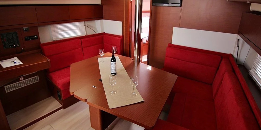Hanse 418