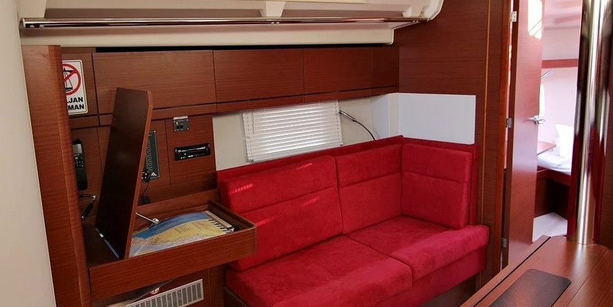 Hanse 418
