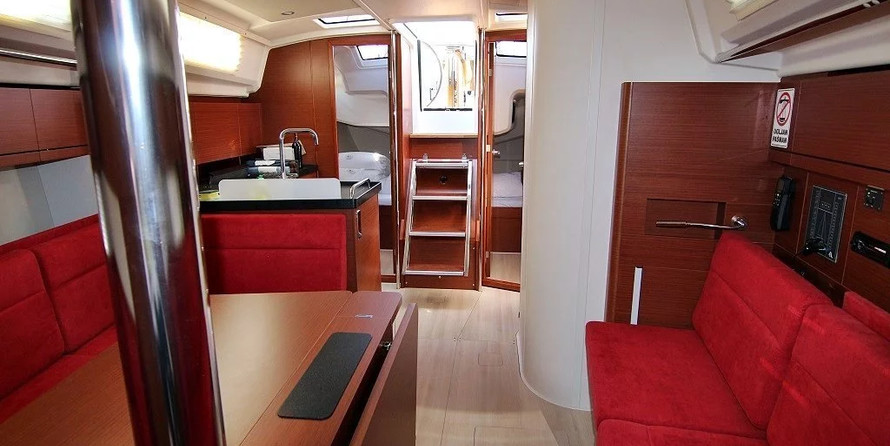 Hanse 418