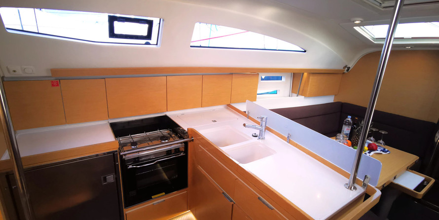 Elan 45 Impression