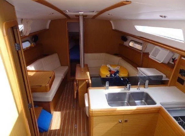 Sun Odyssey 36i