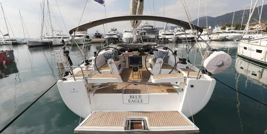 Hanse 418