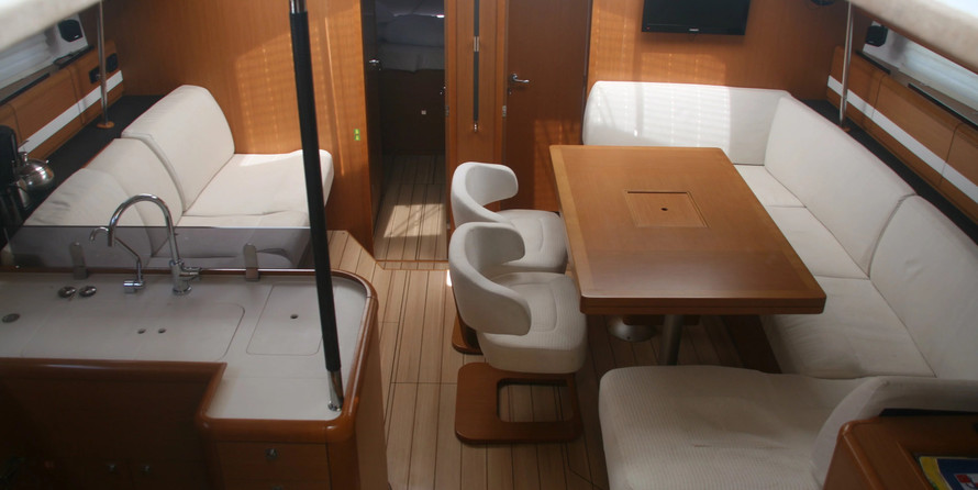 Jeanneau 53