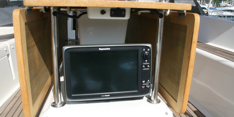 Jeanneau 53