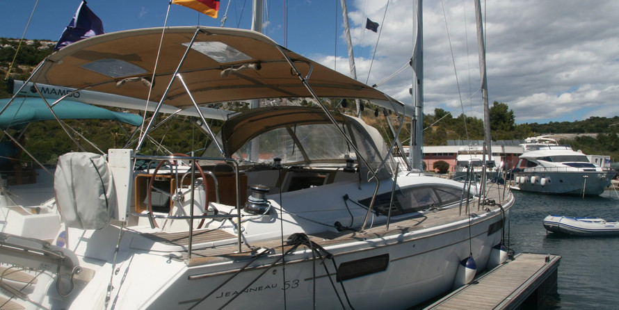 Jeanneau 53