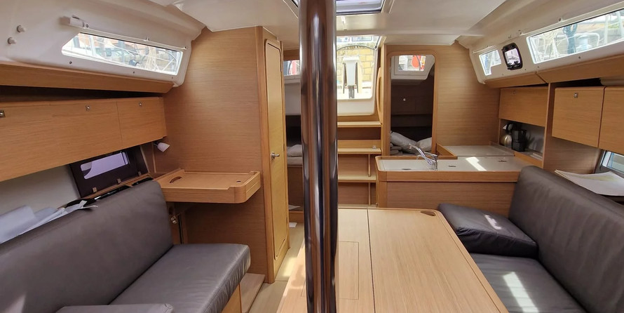 Dufour 360 Grand Large