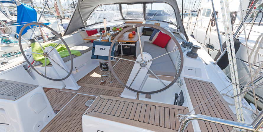 Hanse 385