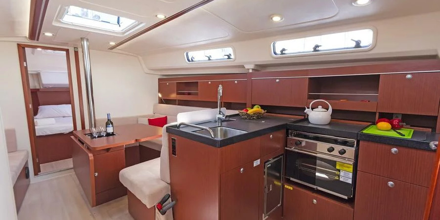Hanse 385