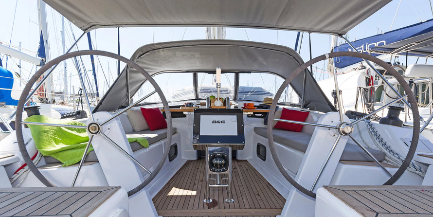 Hanse 385