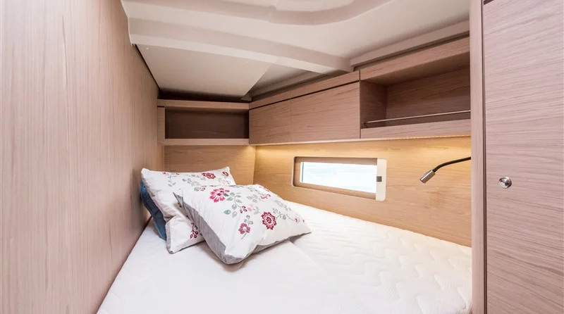 Beneteau Oceanis 38.1