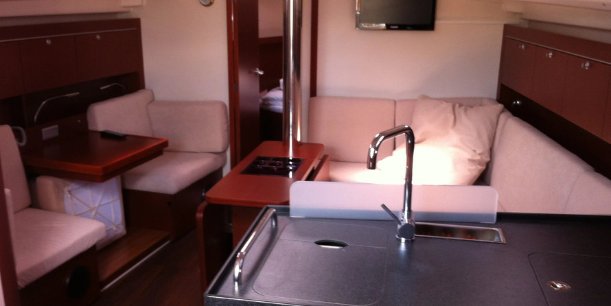 Hanse 415