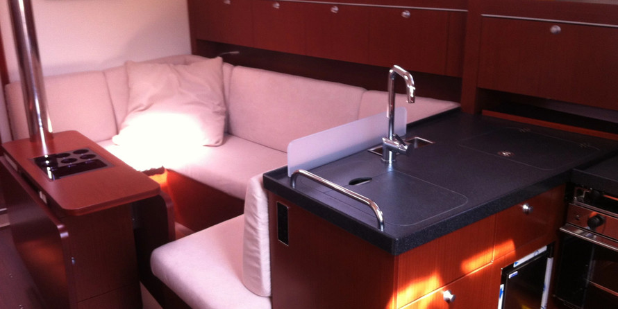 Hanse 415