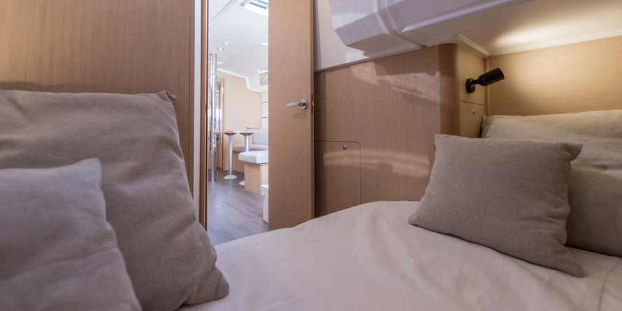 Beneteau Oceanis 38.1