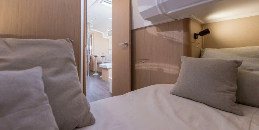 Beneteau Oceanis 38.1