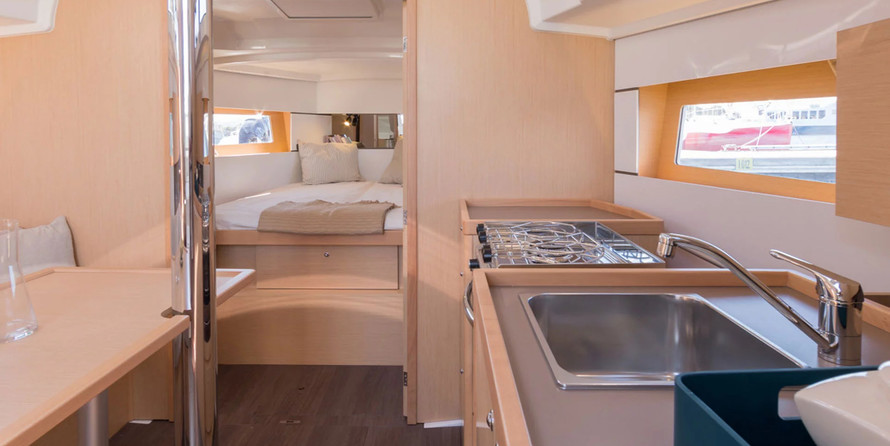 Beneteau Oceanis 38.1