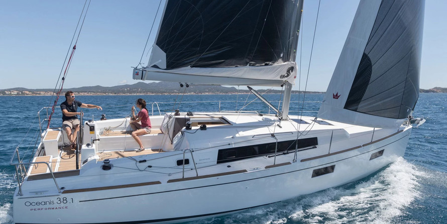 Beneteau Oceanis 38.1