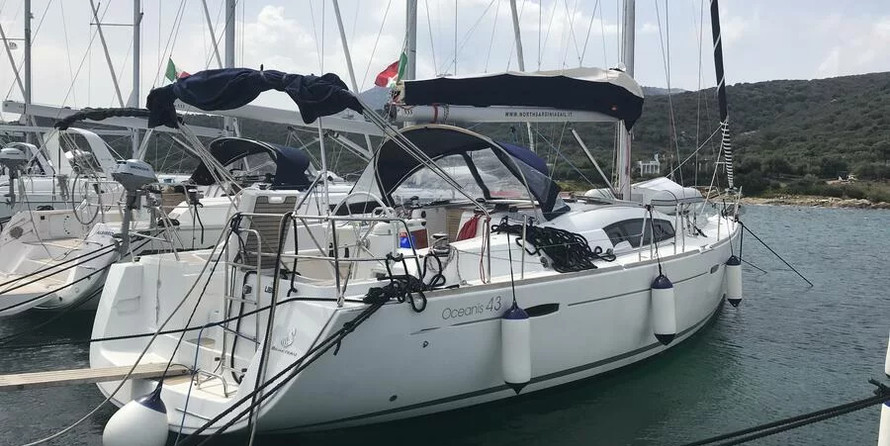 Oceanis 43