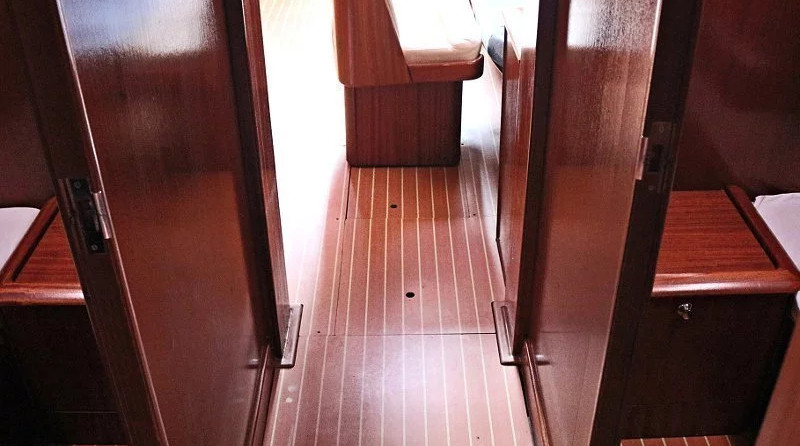 Bavaria 49