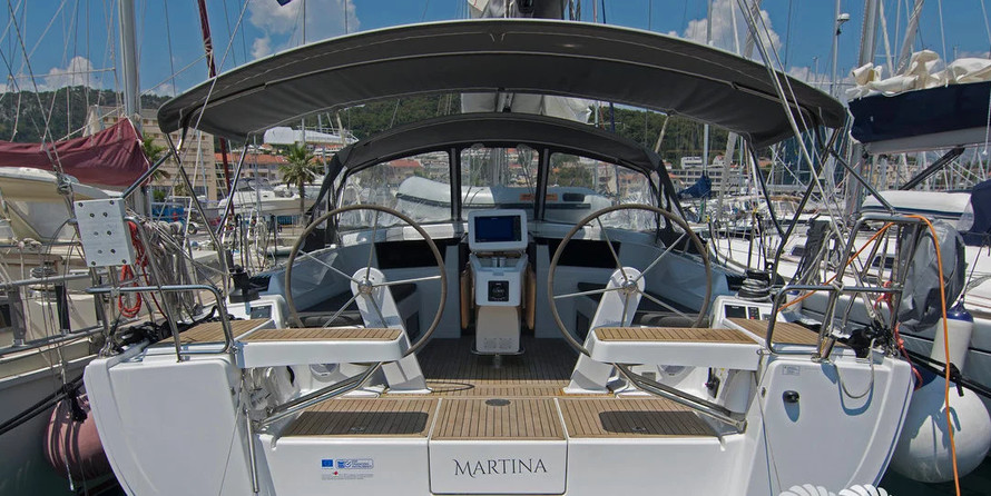 Hanse 418