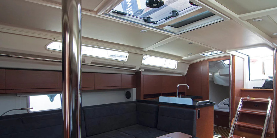 Hanse 418
