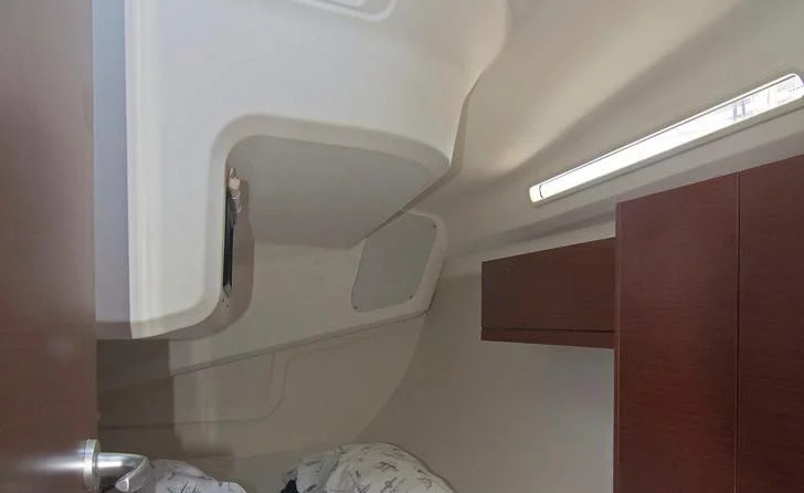 Hanse 418