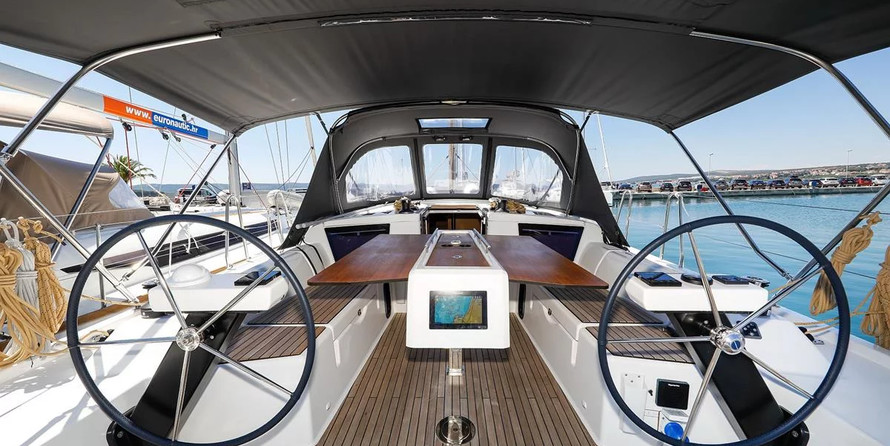 Dufour 390 Grand Large