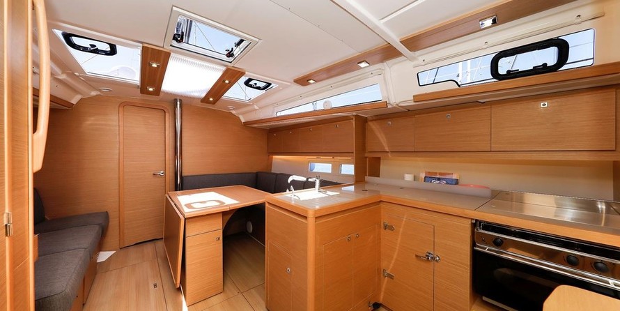 Dufour 390 Grand Large