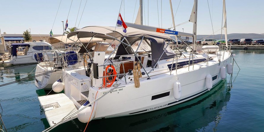 Dufour 390 Grand Large