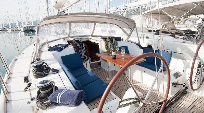 Beneteau First 45