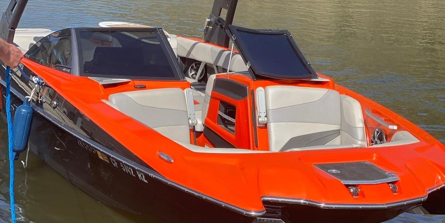 Malibu Wakesetter 22 MXZ