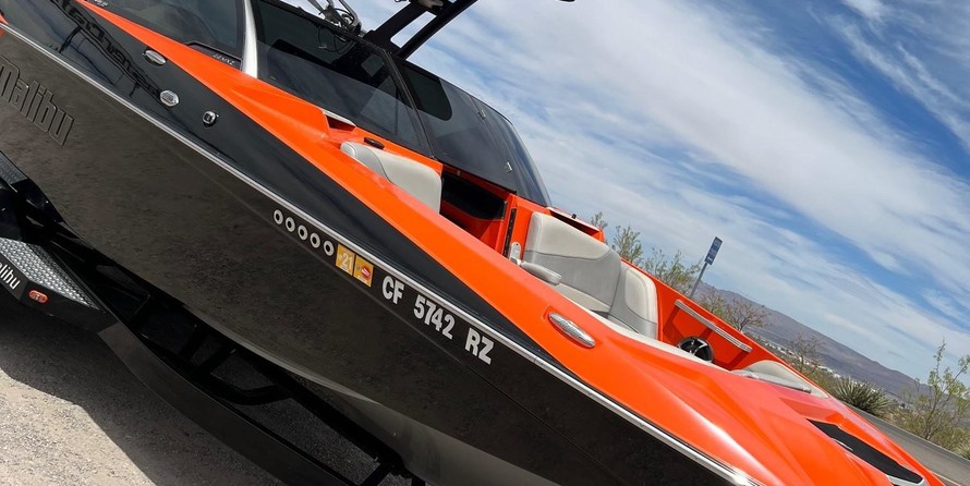 Malibu Wakesetter 22 MXZ