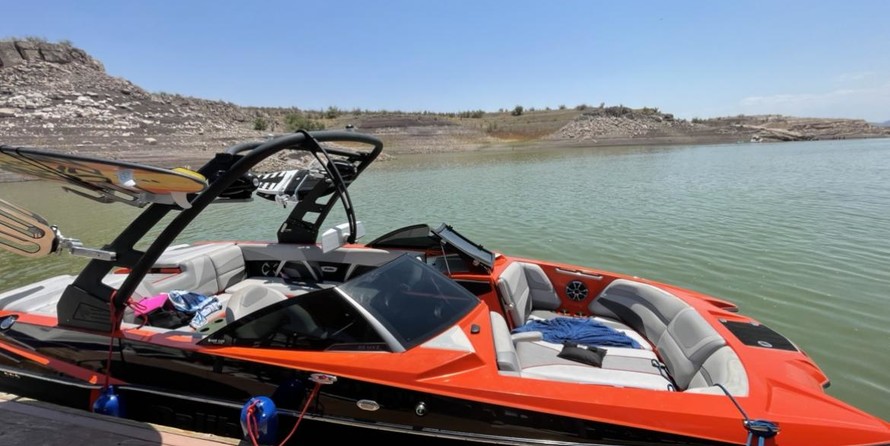 Malibu Wakesetter 22 MXZ