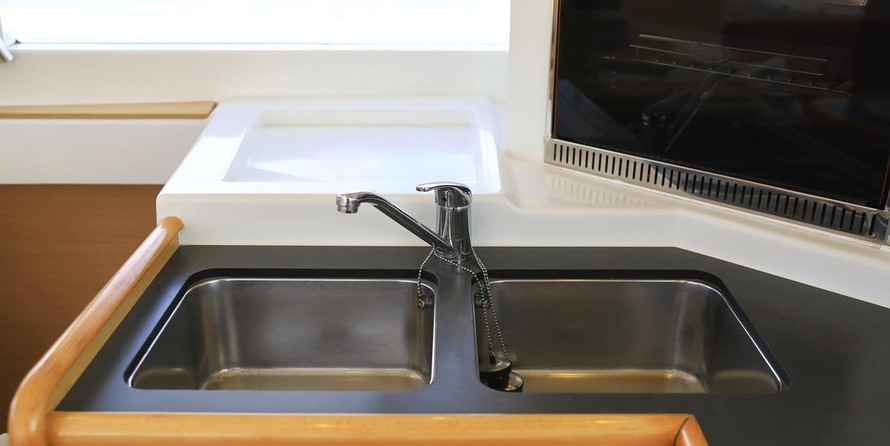 Lagoon 400 - 4 + 2 cab.