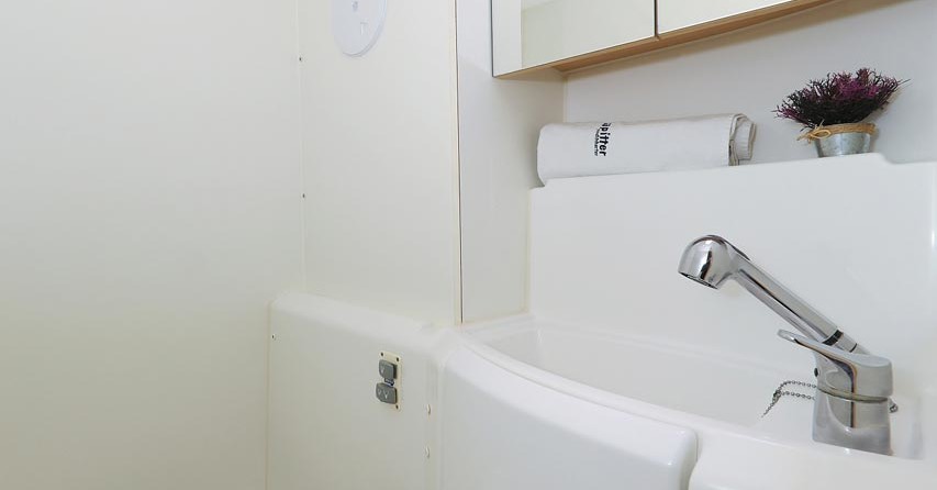 Lagoon 400 - 4 + 2 cab.