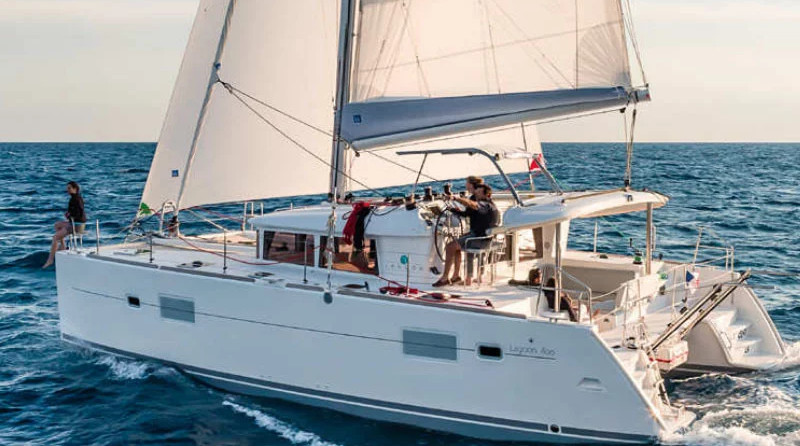 Lagoon 400 S2