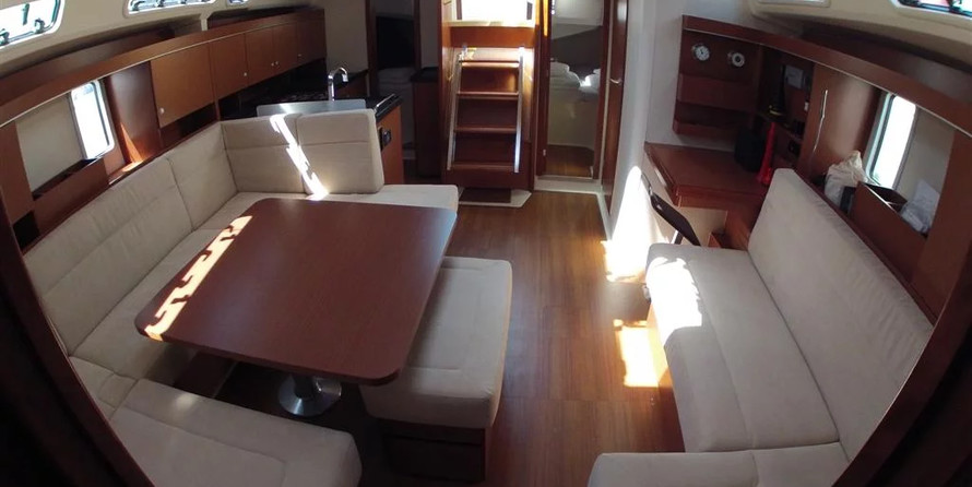 Hanse 445