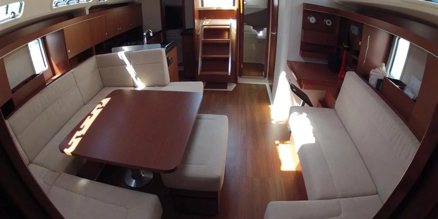 Hanse 445