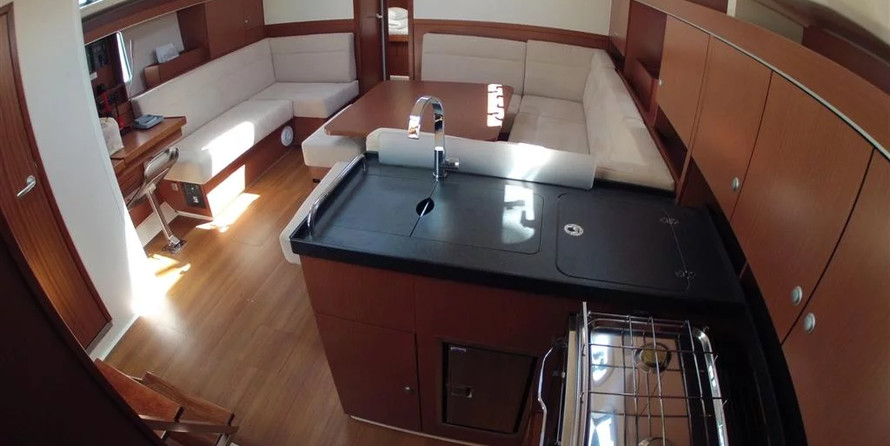 Hanse 445