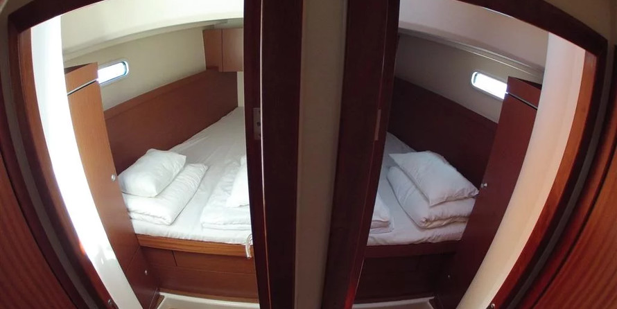 Hanse 445