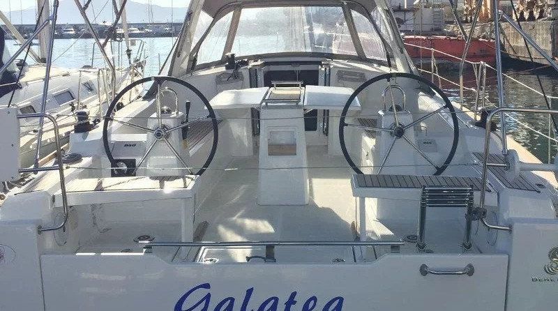 Beneteau Oceanis 38.1