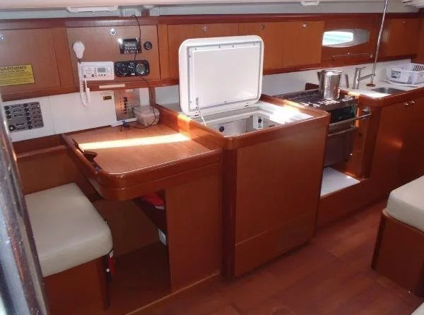 Oceanis 40