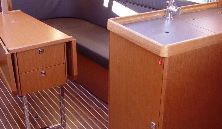 Bavaria CRUISER 34