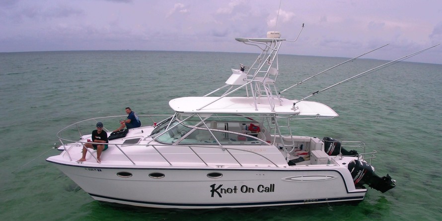 Glacier bay isle runner blue hull 2670